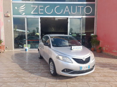 Lancia Ypsilon 1.2 69 CV 5 porte GPL Ecochic Gold usata