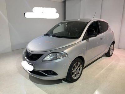 Lancia Ypsilon 1.2 69 CV 5 porte GPL Ecochic Gold usata