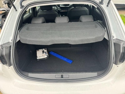 Peugeot 208 BlueHDi 100 Stop&Start 5 porte GT (7)