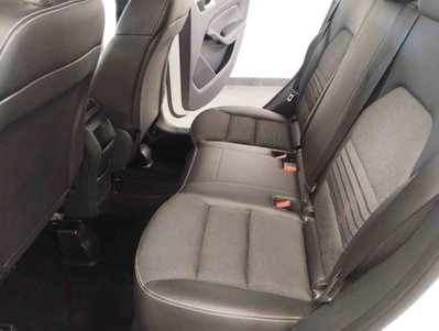 Mercedes-Benz Classe B 180 d Automatic Sport (18)