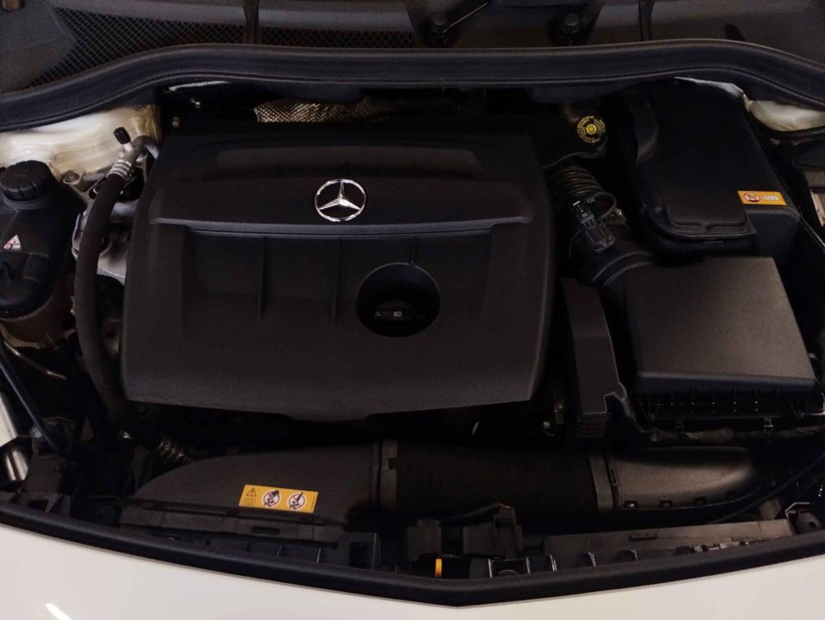 Mercedes-Benz Classe B 180 d Automatic Sport (20)