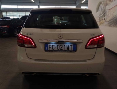 Mercedes-Benz Classe B 180 d Automatic Sport (4)