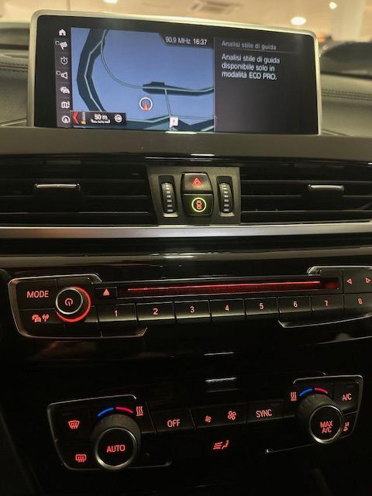 BMW X2 sDrive18d Msport (10)