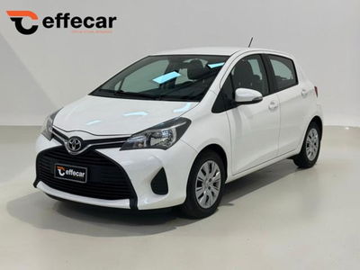 Toyota Yaris 1.0 5 porte Lounge usata