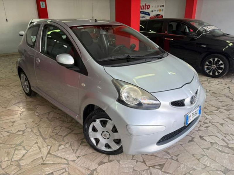 Toyota Aygo 1.0 12V VVT-i 3 porte Sol
