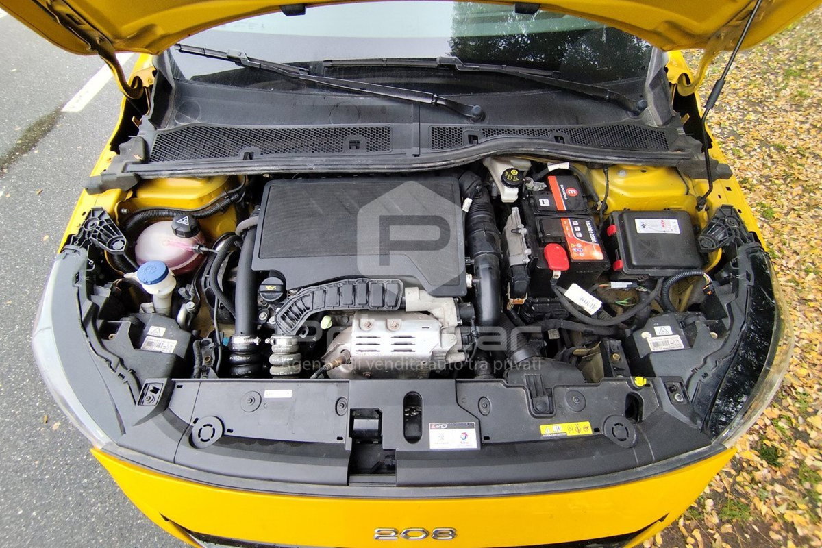 Peugeot 208 PureTech 100 Stop&Start EAT8 5 porte GT Line (14)