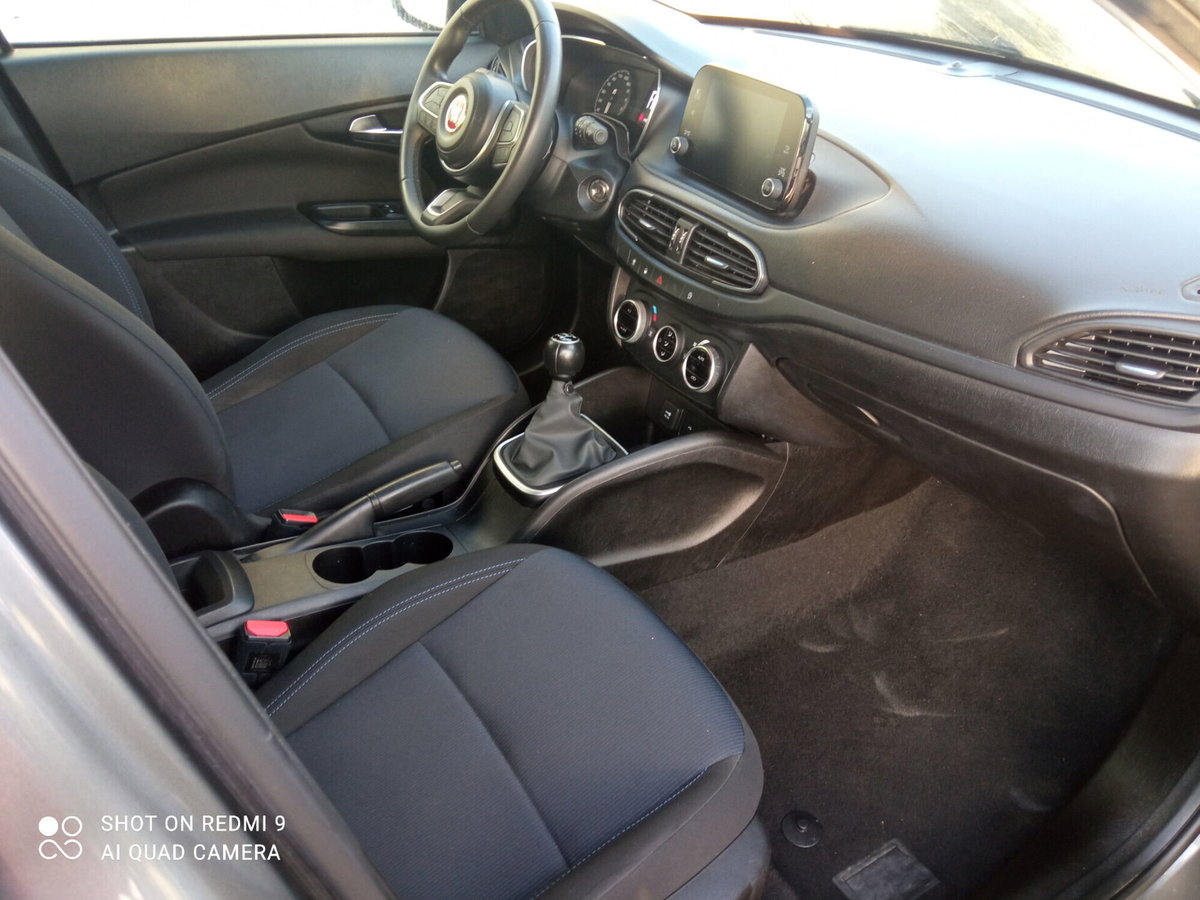 Fiat Tipo Station Wagon Tipo 1.6 Mjt S&S SW Lounge (8)