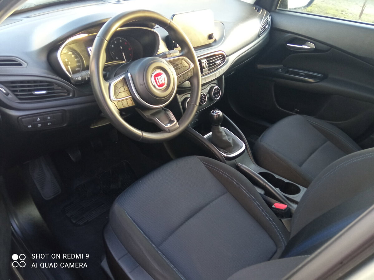Fiat Tipo Station Wagon Tipo 1.6 Mjt S&S SW Lounge (10)
