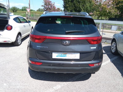 Kia Sportage 1.7 CRDI 2WD Active (5)