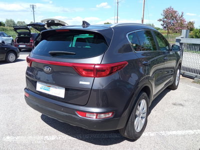 Kia Sportage 1.7 CRDI 2WD Active (6)