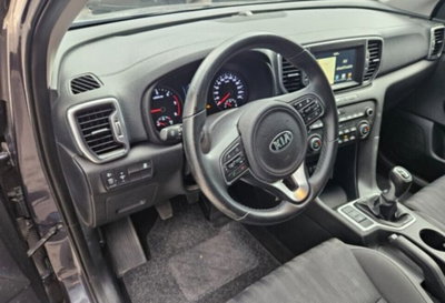 Kia Sportage 1.7 CRDI 2WD Active (7)