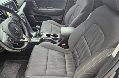 Kia Sportage 1.7 CRDI 2WD Active (8)