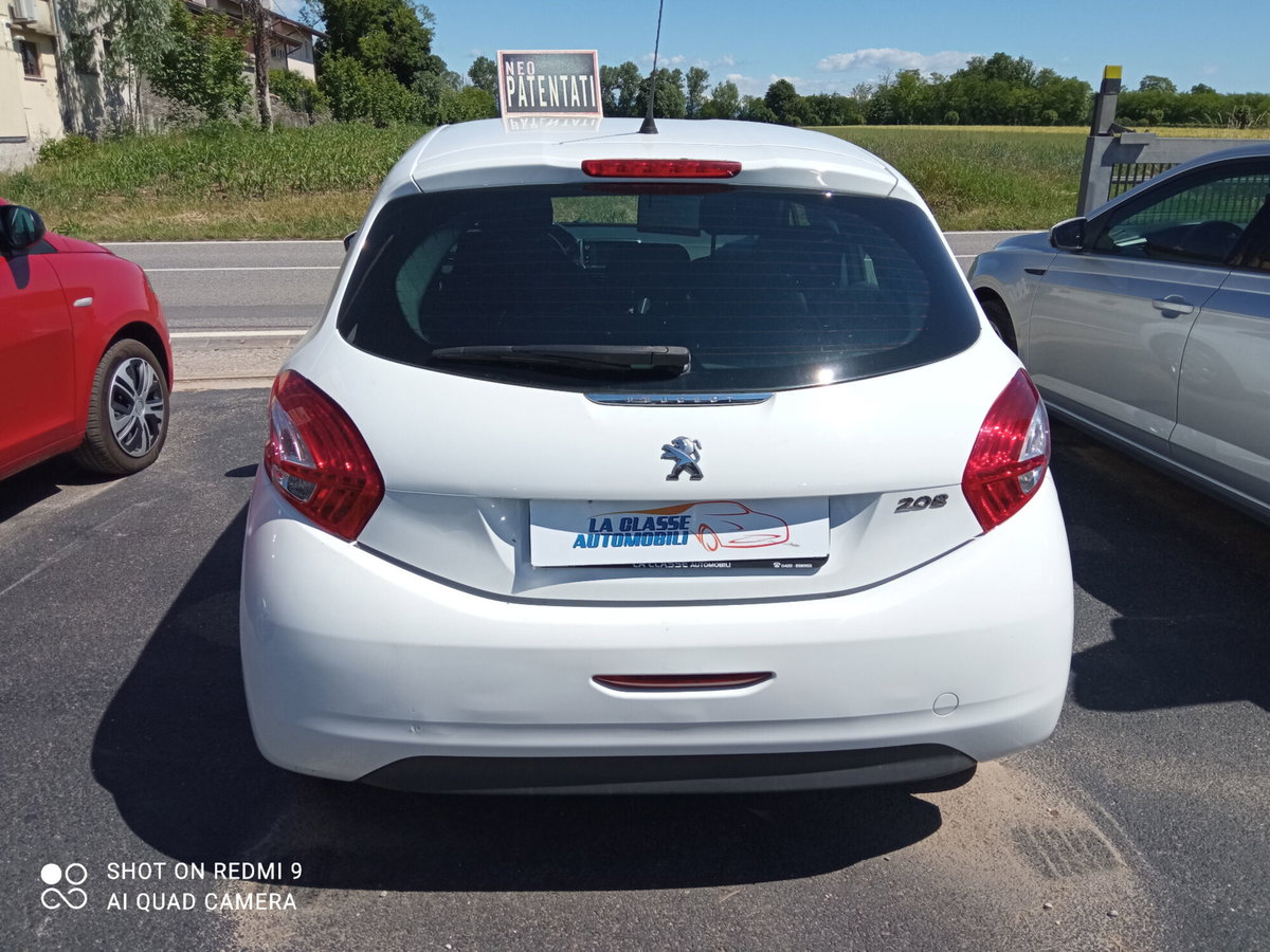 Peugeot 208 HDi 68 CV 5 porte Allure (3)