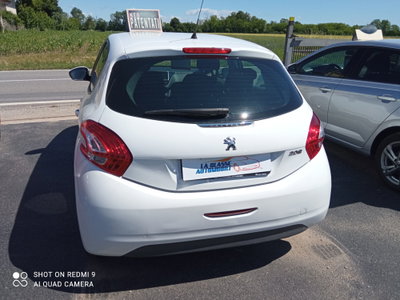 Peugeot 208 HDi 68 CV 5 porte Allure (9)