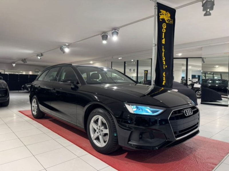 Audi A4 Avant 35 2.0 tdi mhev Business Advanced 163cv s-tronic