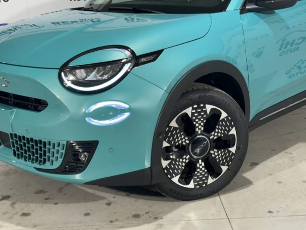 Fiat 600 1.2 hybrid La Prima 110cv auto (14)