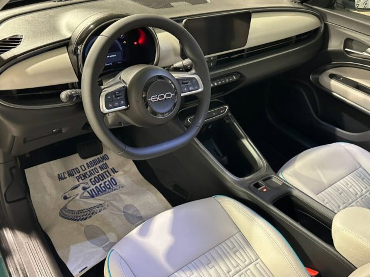 Fiat 600 1.2 hybrid La Prima 110cv auto (5)