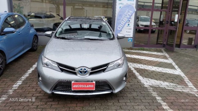 Toyota Auris Station Wagon 1.8 Hybrid Lounge