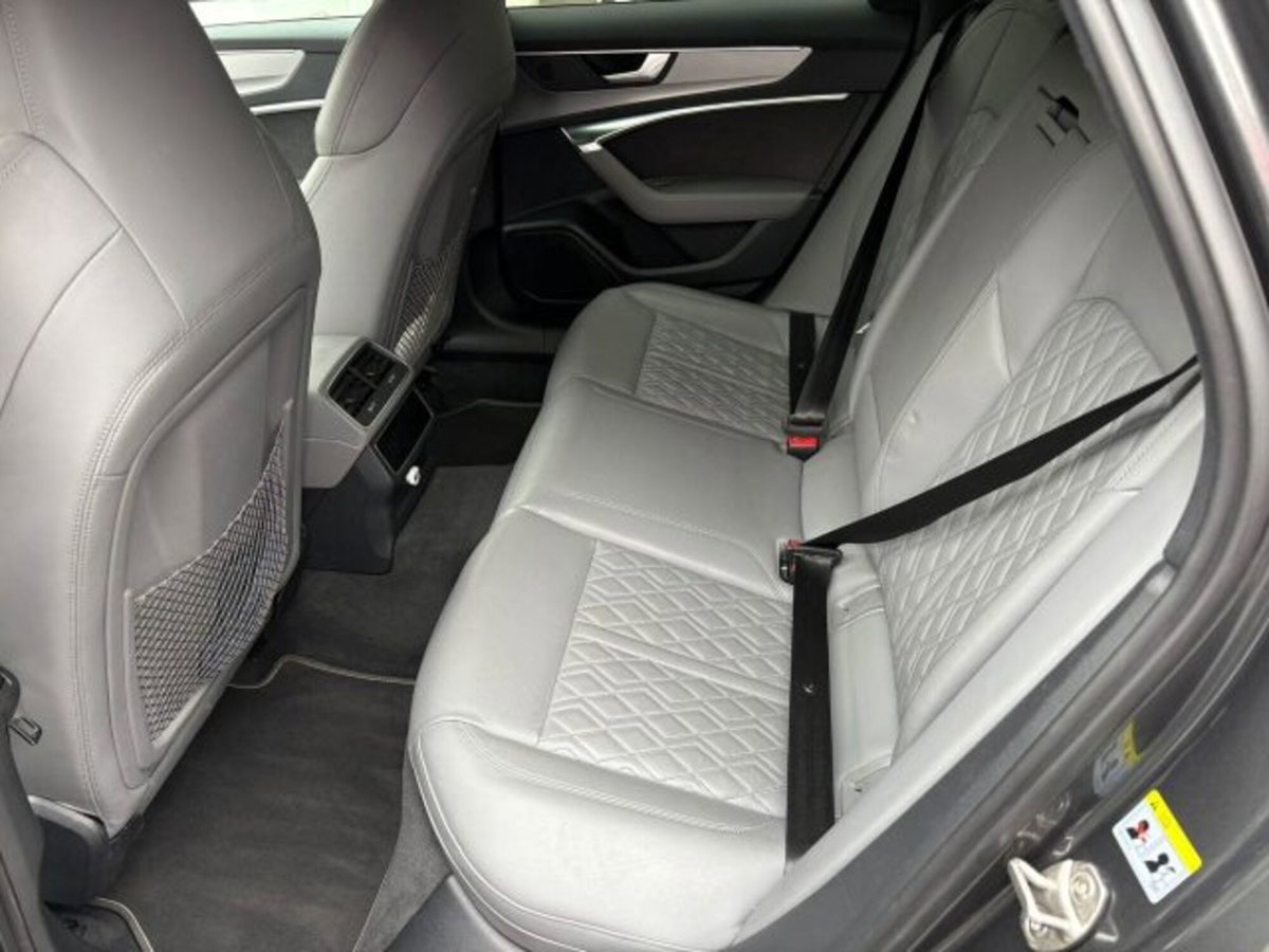 Audi A6 Avant 45 2.0 TFSI quattro ultra S tronic Business (9)