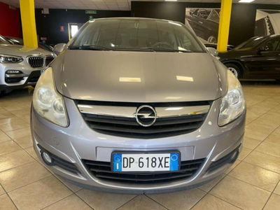 Opel Corsa 1.2 5 porte Cosmo usata