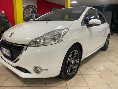 Peugeot 208 82 5 porte Active usata