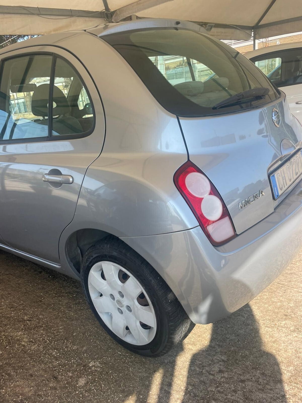 Nissan Micra 1.0 16V 5 porte Visia (13)