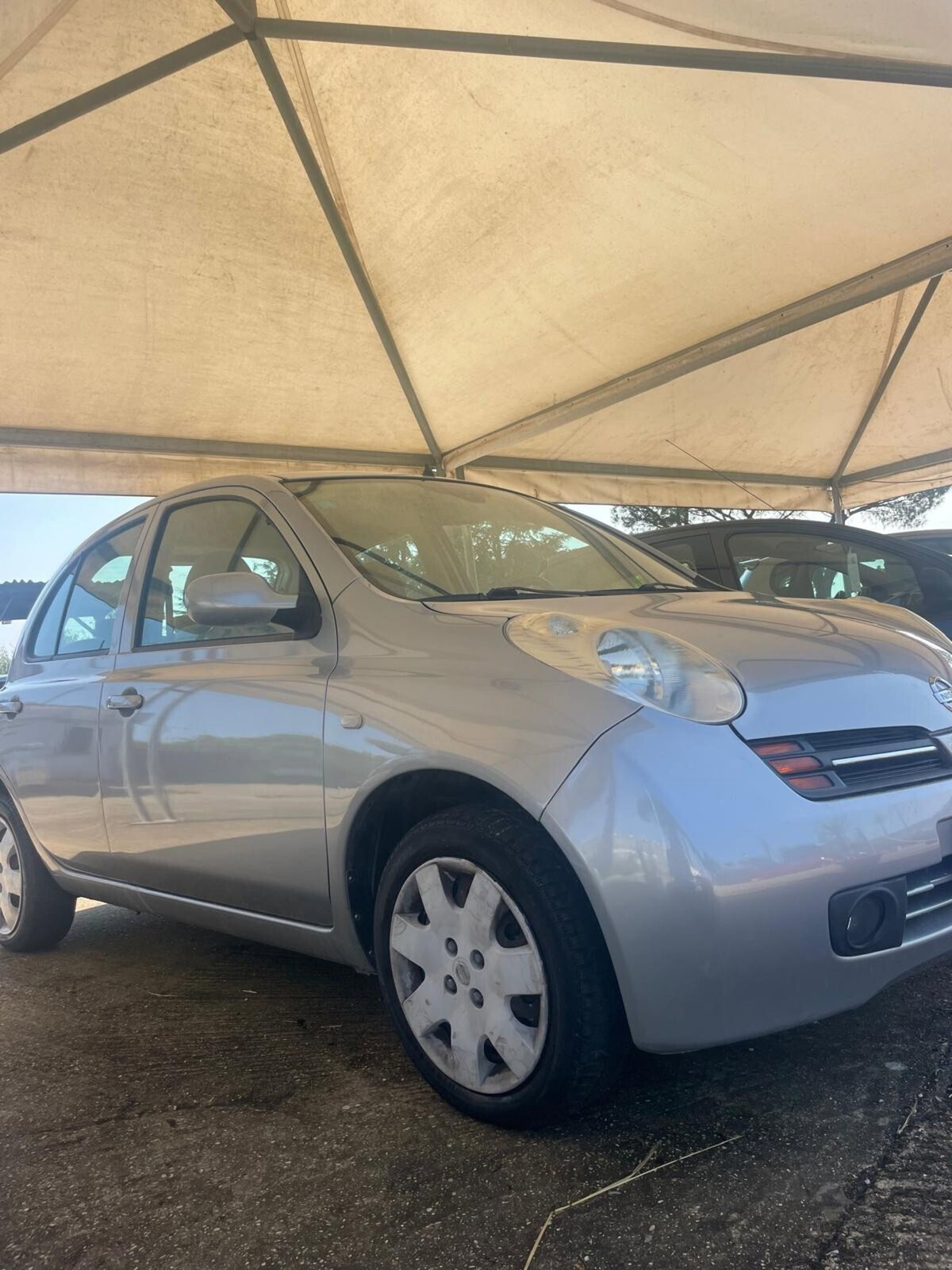 Nissan Micra 1.0 16V 5 porte Visia (17)