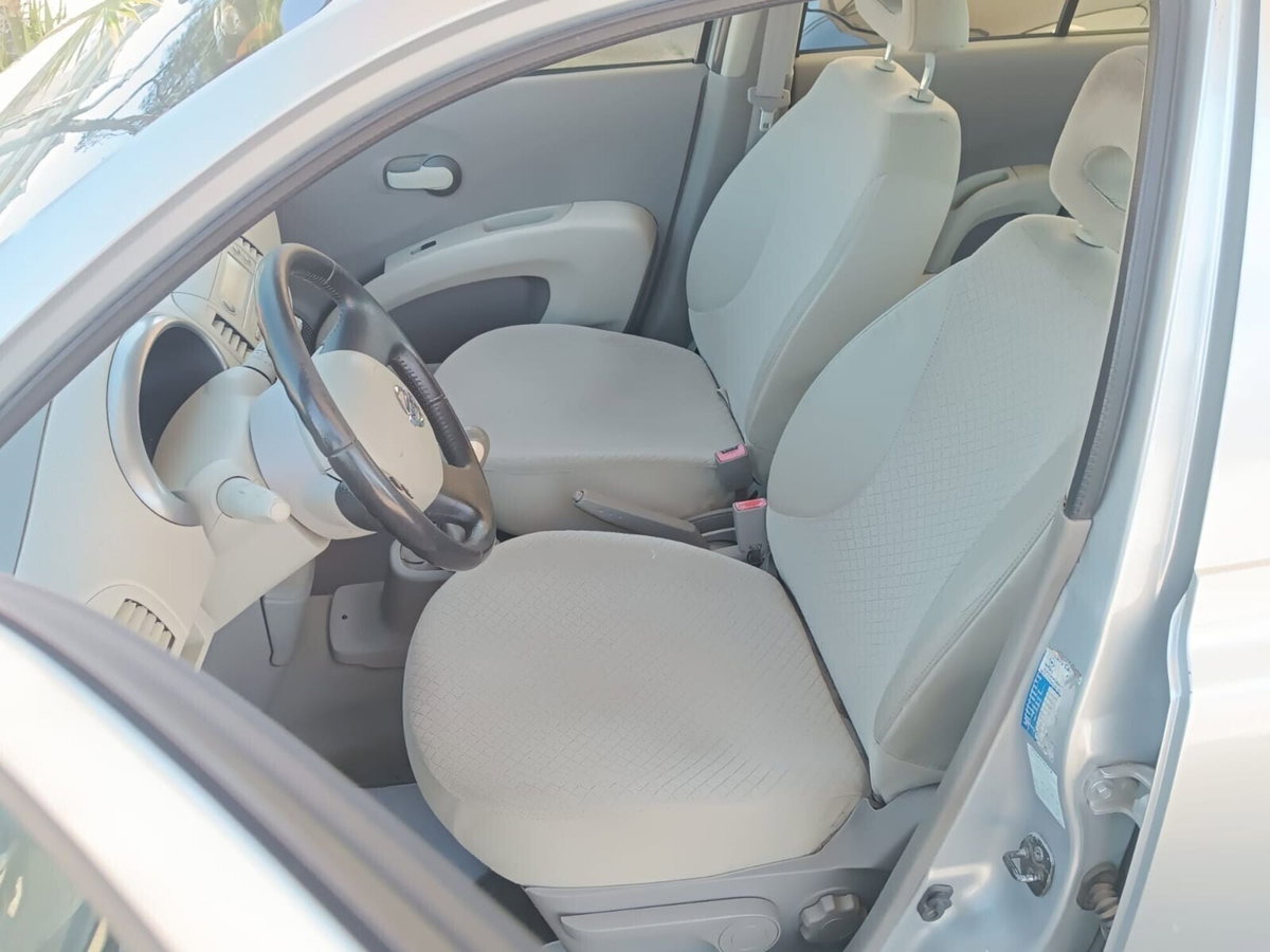 Nissan Micra 1.0 16V 5 porte Visia (3)