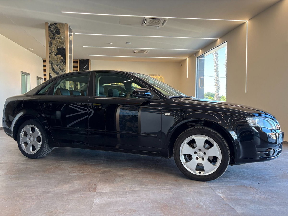 Audi A4 2.0 16V TDI Sport (2)