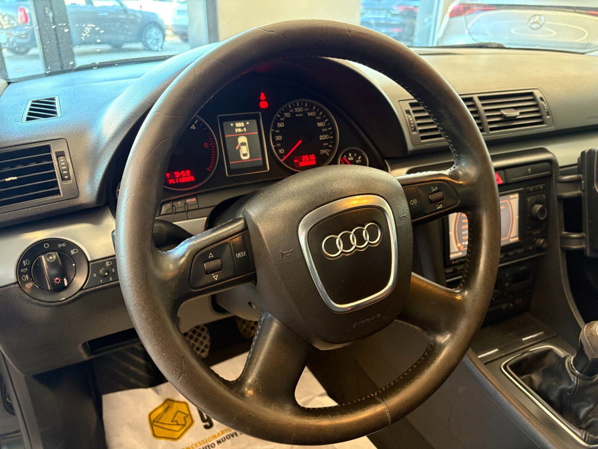 Audi A4 2.0 16V TDI Sport (7)