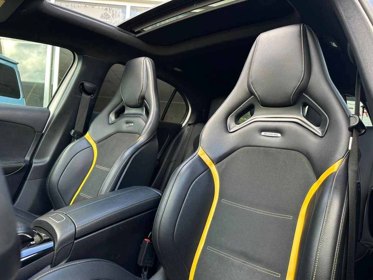 Mercedes-Benz Classe A 45S AMG 4Matic+ (10)