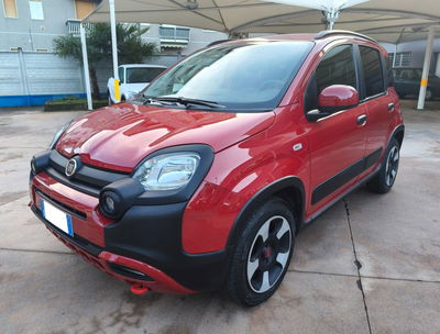Fiat Panda 1.0 FireFly S&S Hybrid City Cross usata