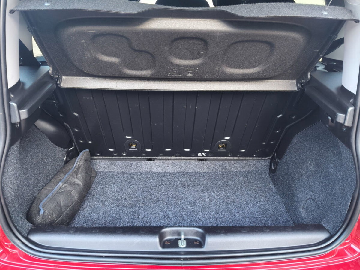 Fiat Panda 1.0 FireFly S&S Hybrid City Cross (10)