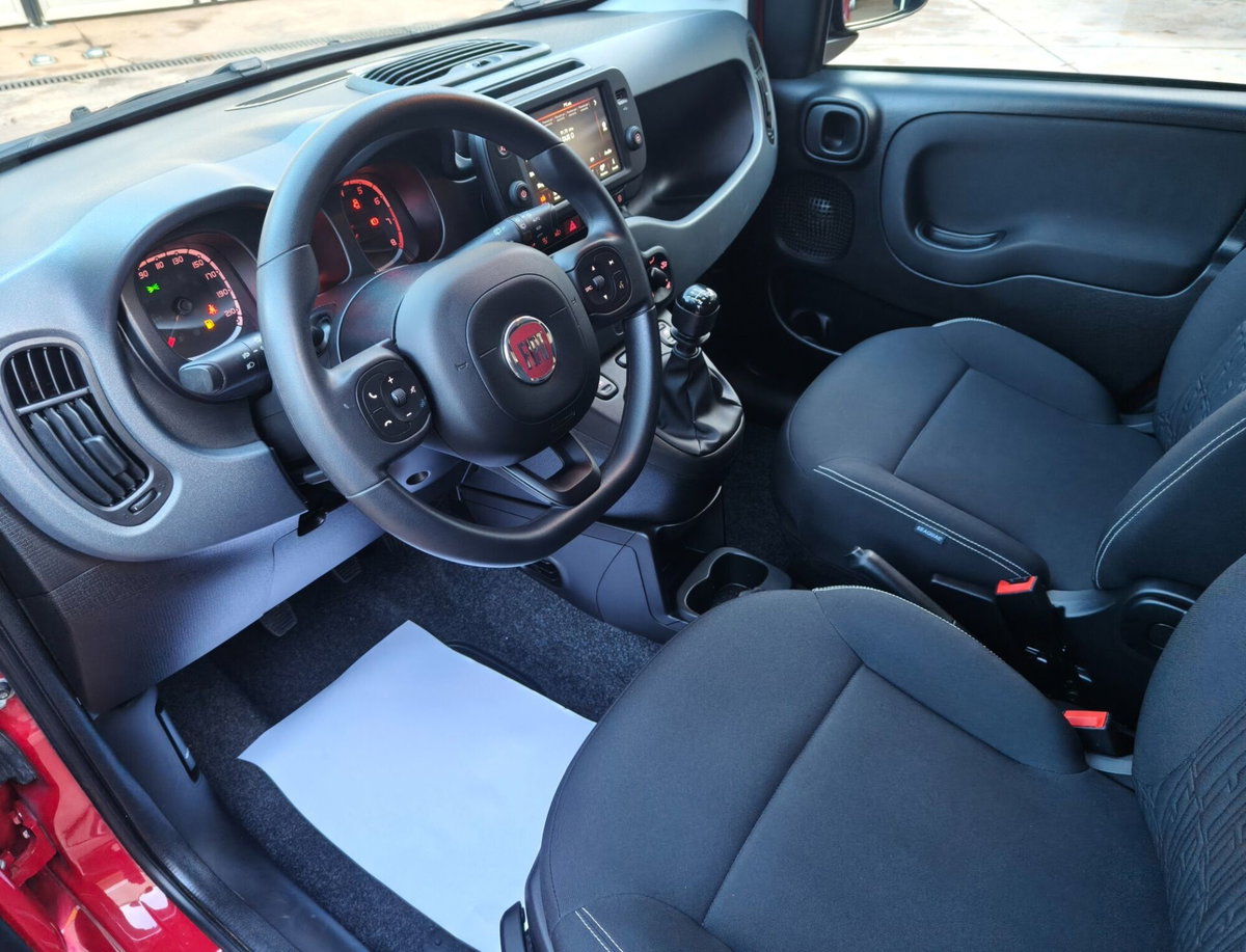 Fiat Panda 1.0 FireFly S&S Hybrid City Cross (5)