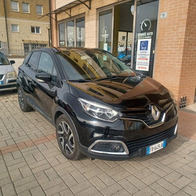 Renault Captur dCi 8V 90 CV Start&Stop Energy Iconic (14)