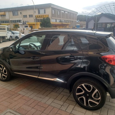 Renault Captur dCi 8V 90 CV Start&Stop Energy Iconic (18)