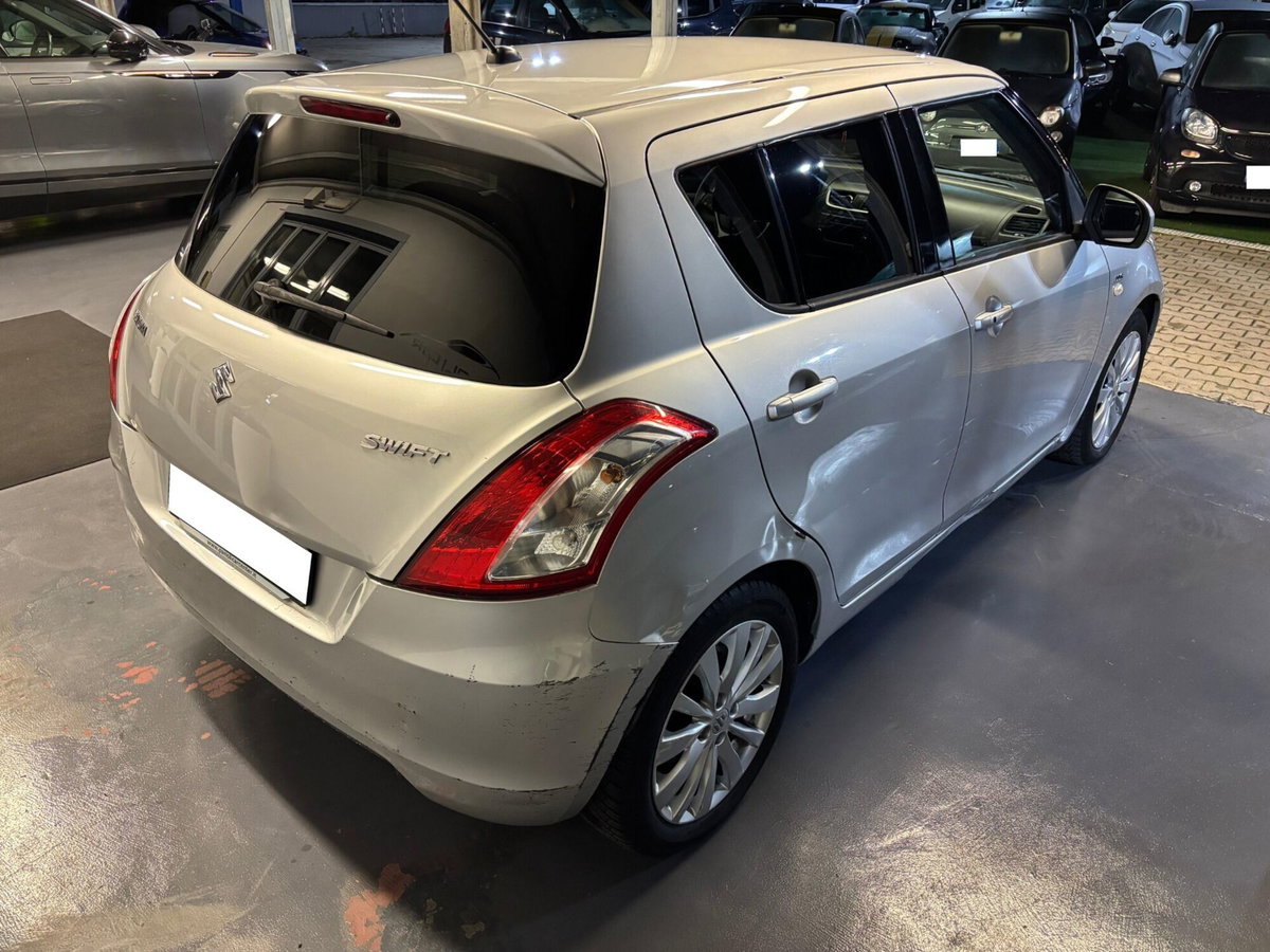 Suzuki Swift 1.3 DDiS 5 porte GL Style (7)
