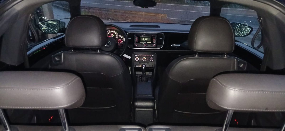 Volkswagen Maggiolino 2.0 TSI DSG Sport (14)