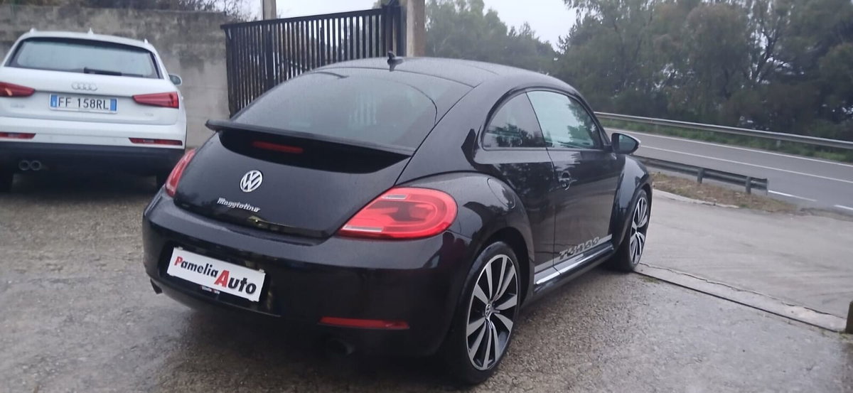 Volkswagen Maggiolino 2.0 TSI DSG Sport (3)