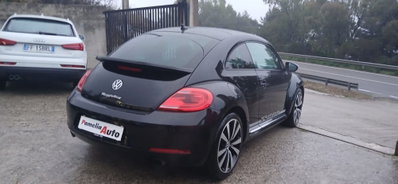 Volkswagen Maggiolino 2.0 TSI DSG Sport (3)