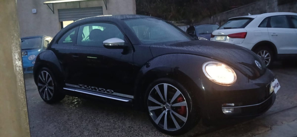 Volkswagen Maggiolino 2.0 TSI DSG Sport (6)