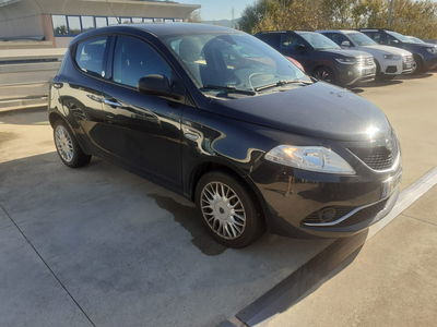 Lancia Ypsilon 1.2 69 CV 5 porte GPL Ecochic Gold usata