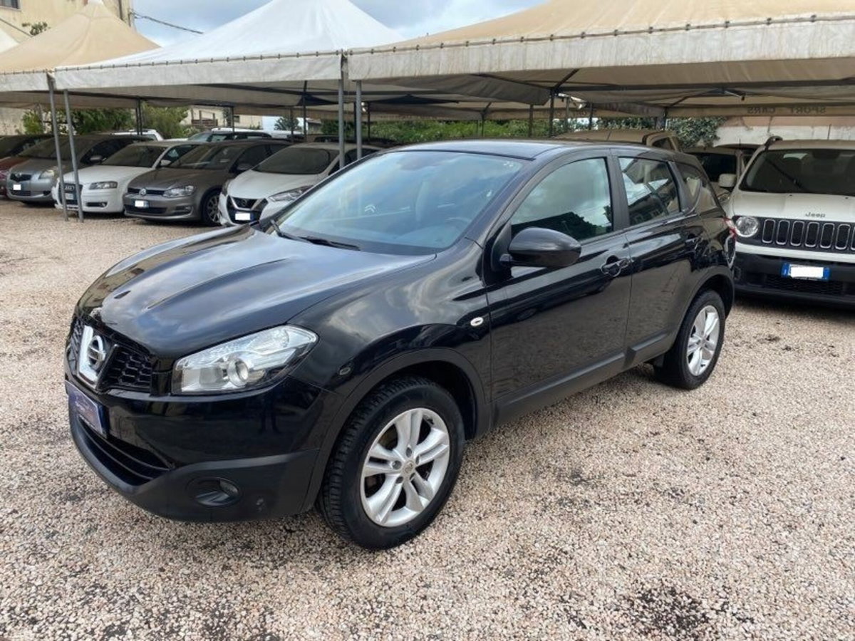Nissan Qashqai 1.5 dCi DPF Acenta (2)