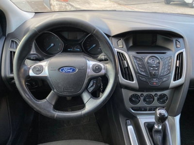 Ford Focus 1.6 TDCi 95 CV Titanium (7)