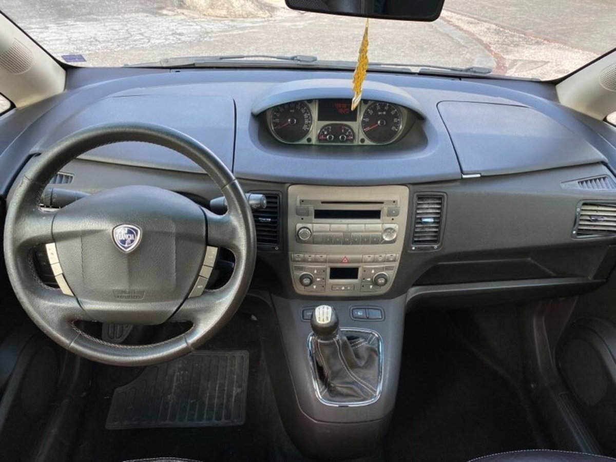 Lancia Musa 1.3 Multijet 16V 90 CV Platino (13)