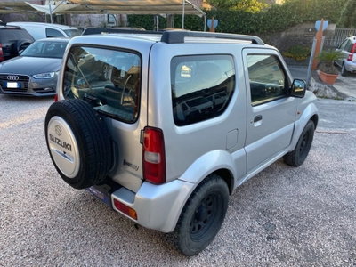 Suzuki Jimny 1.3i 16V cat 4WD JLX (8)