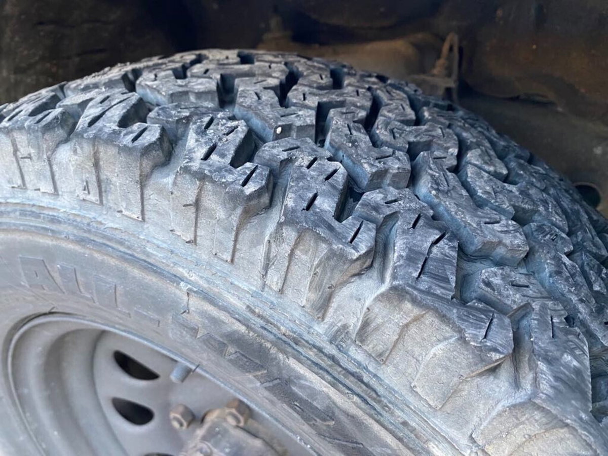 Suzuki Jimny 1.3i 16V cat 4WD JLX (9)