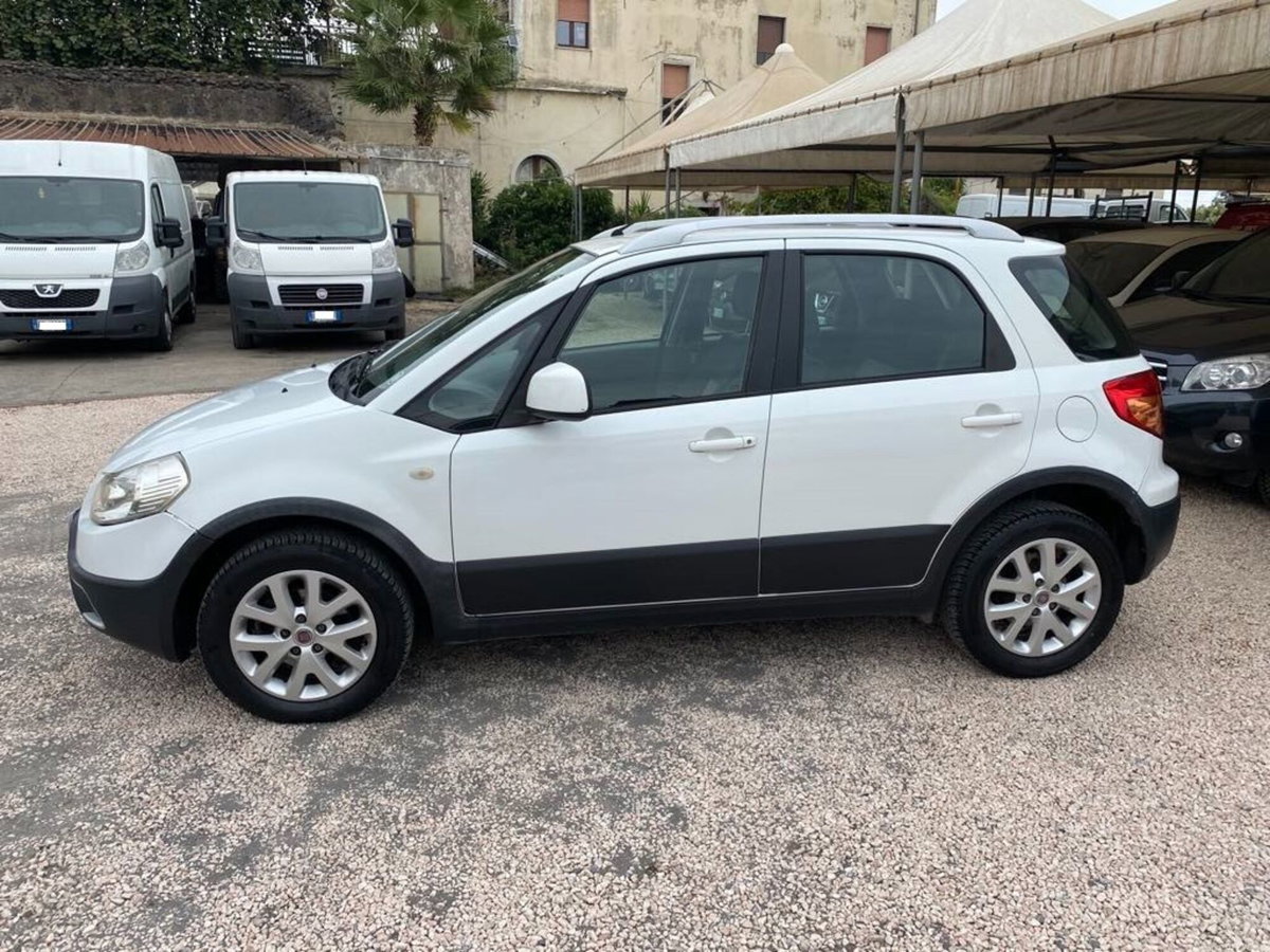 Fiat Sedici 2.0 MJT 16V DPF 4x4 Emotion (6)