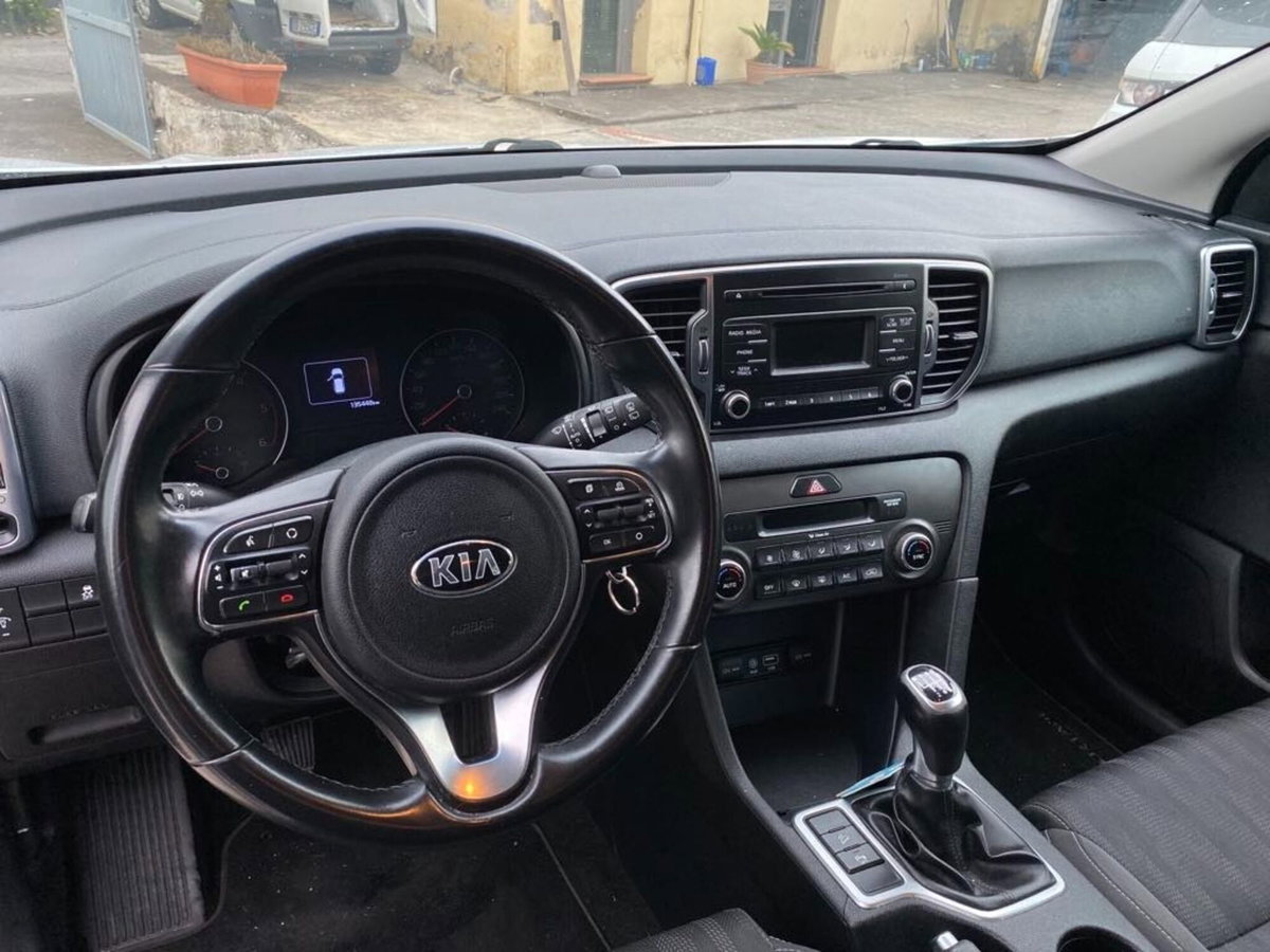 Kia Sportage 1.7 CRDI 2WD Cool (10)