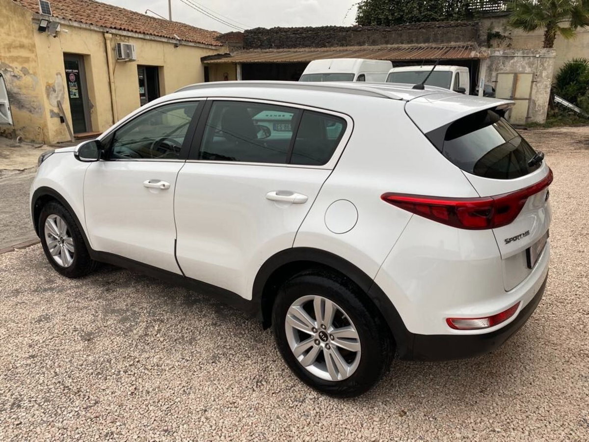 Kia Sportage 1.7 CRDI 2WD Cool (7)